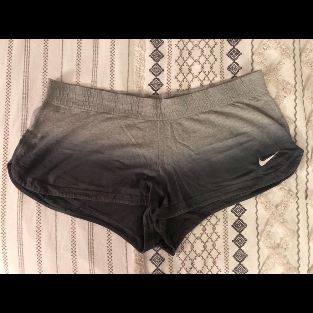 ombré cotton Nike lounge shorts